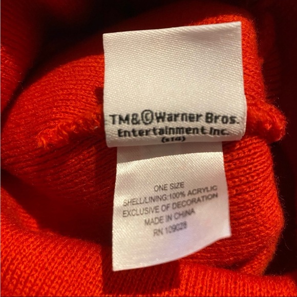 Griswold Family National Lampoon’s Christmas Vacation Chevy Chase Pom Beanie Hat - Picture 6 of 8